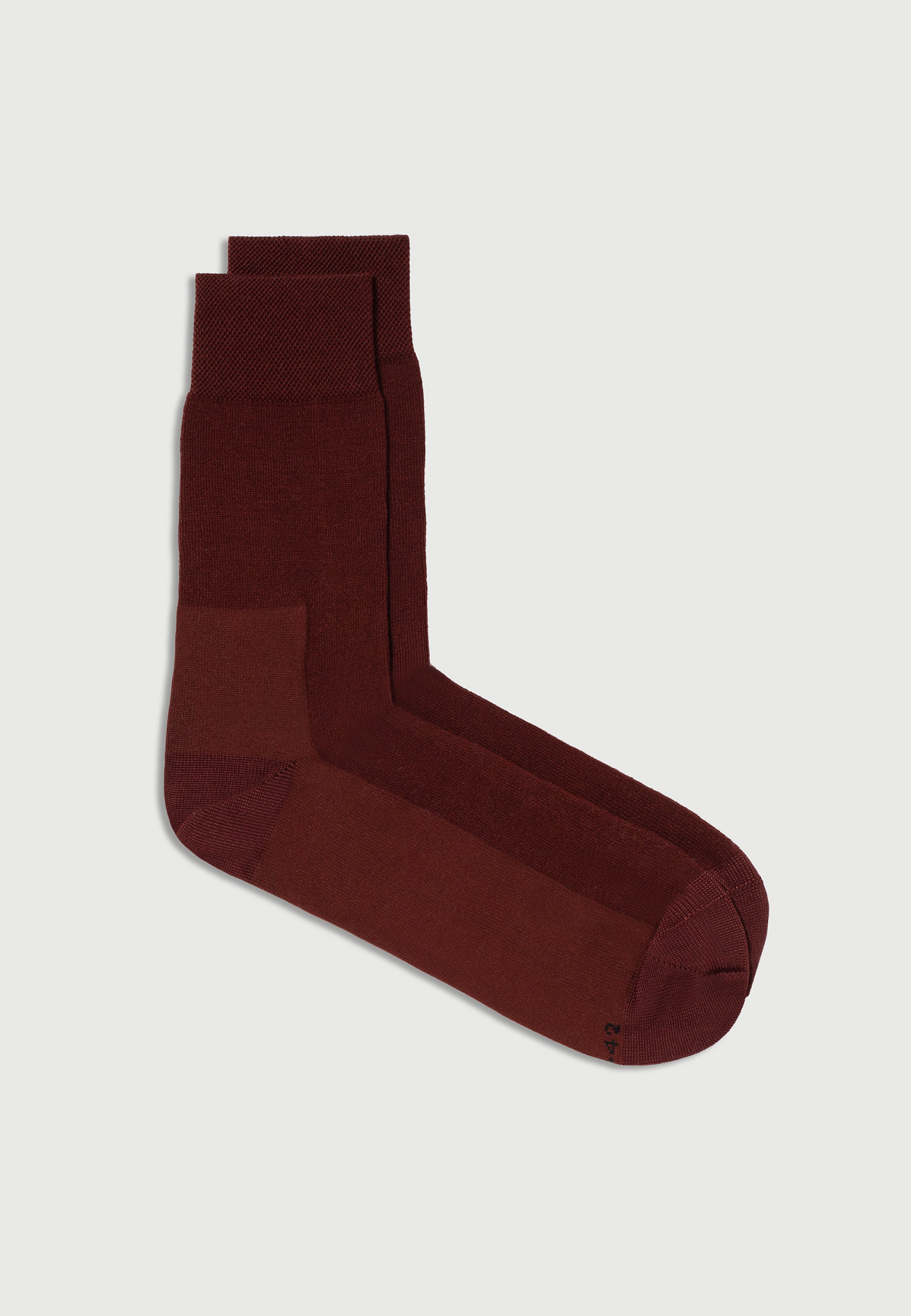 les chaussettes en coton bio bordeaux main